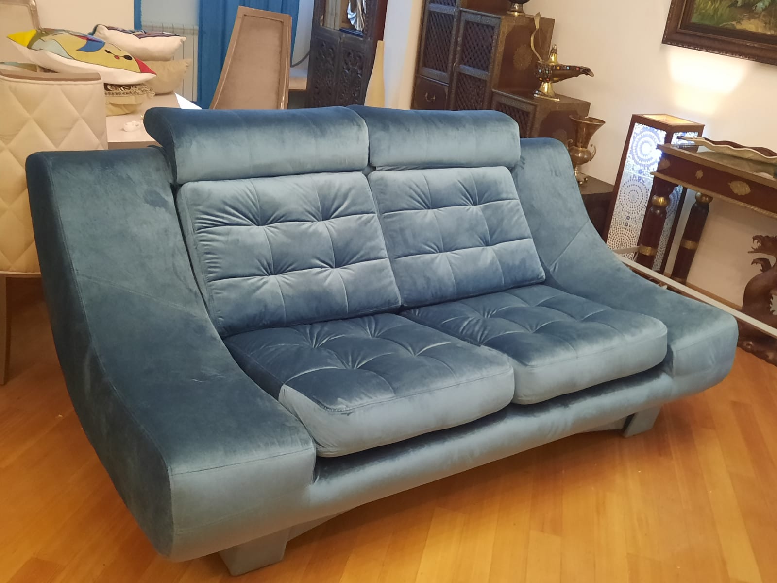 Обивка дивана на дому. Лесозаводск